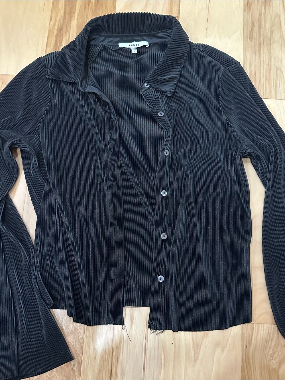 Pleated Long-Sleeve Button-Front Top - Black